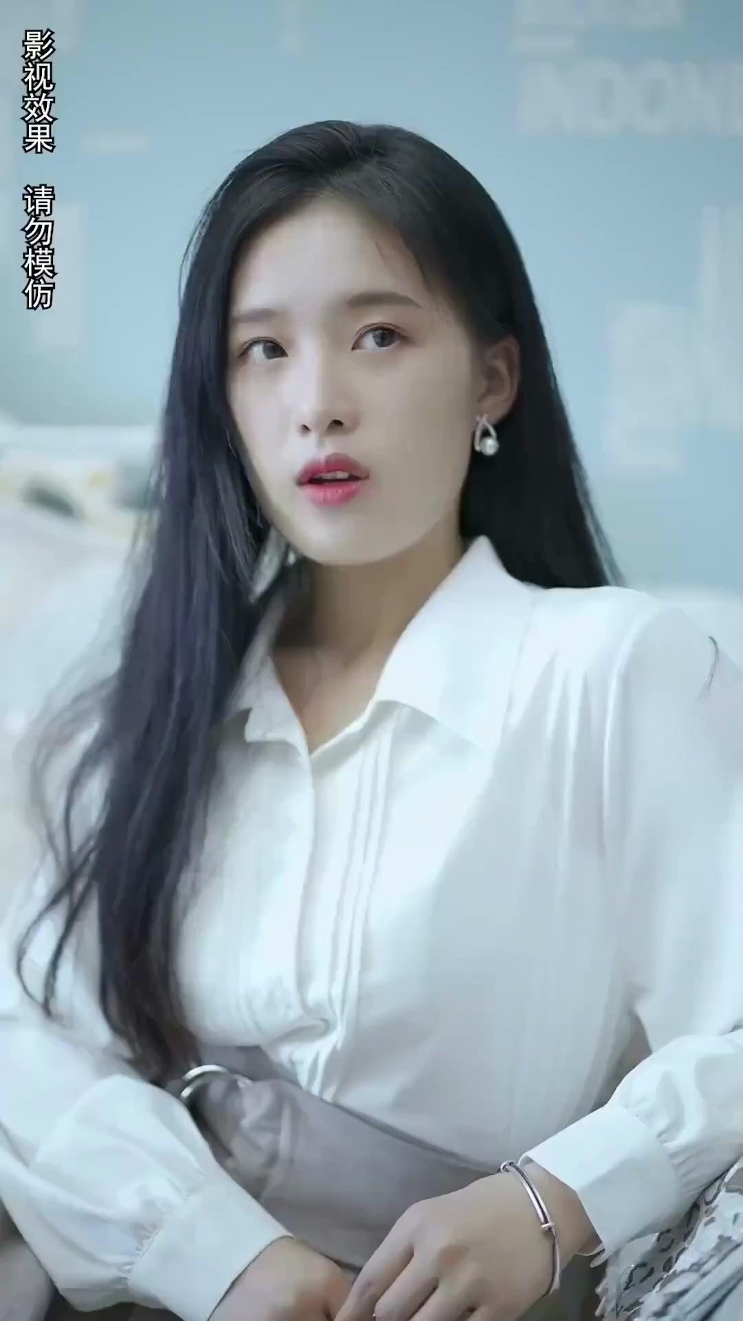 Okulda Fırtınalar Estiren Ben