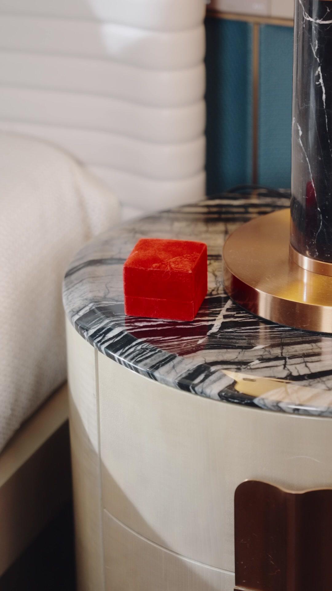 Seragam Perang di Balik Apron