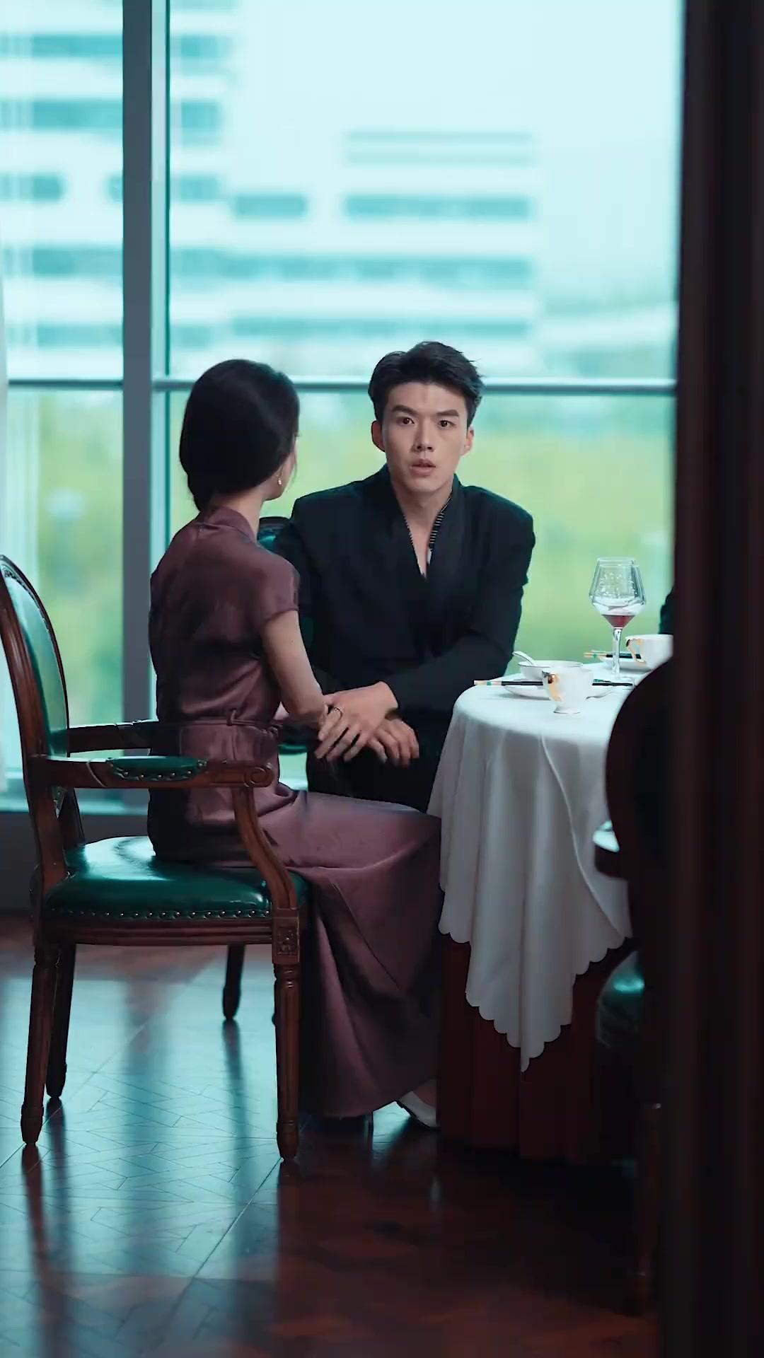 Ly Hôn Để Tỏa Sáng