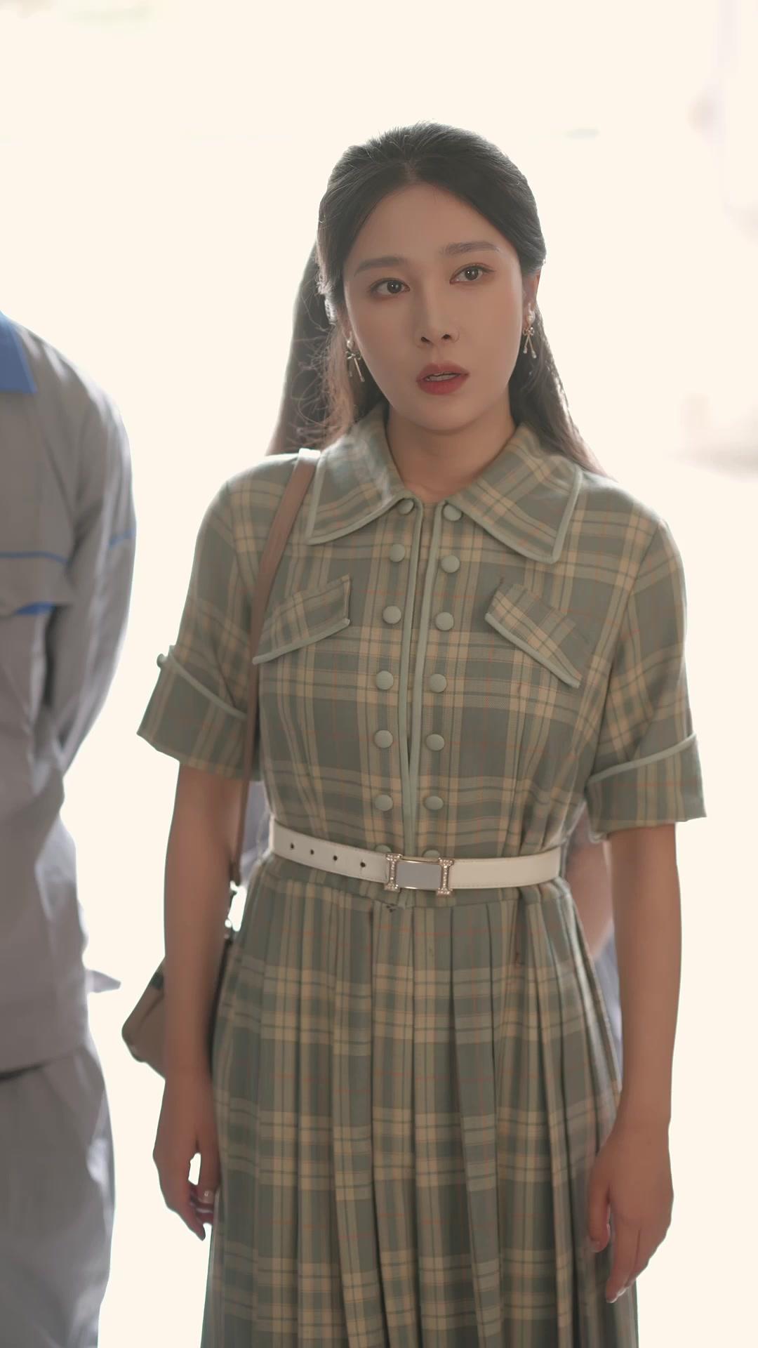 Cinta yang penuh bohongan