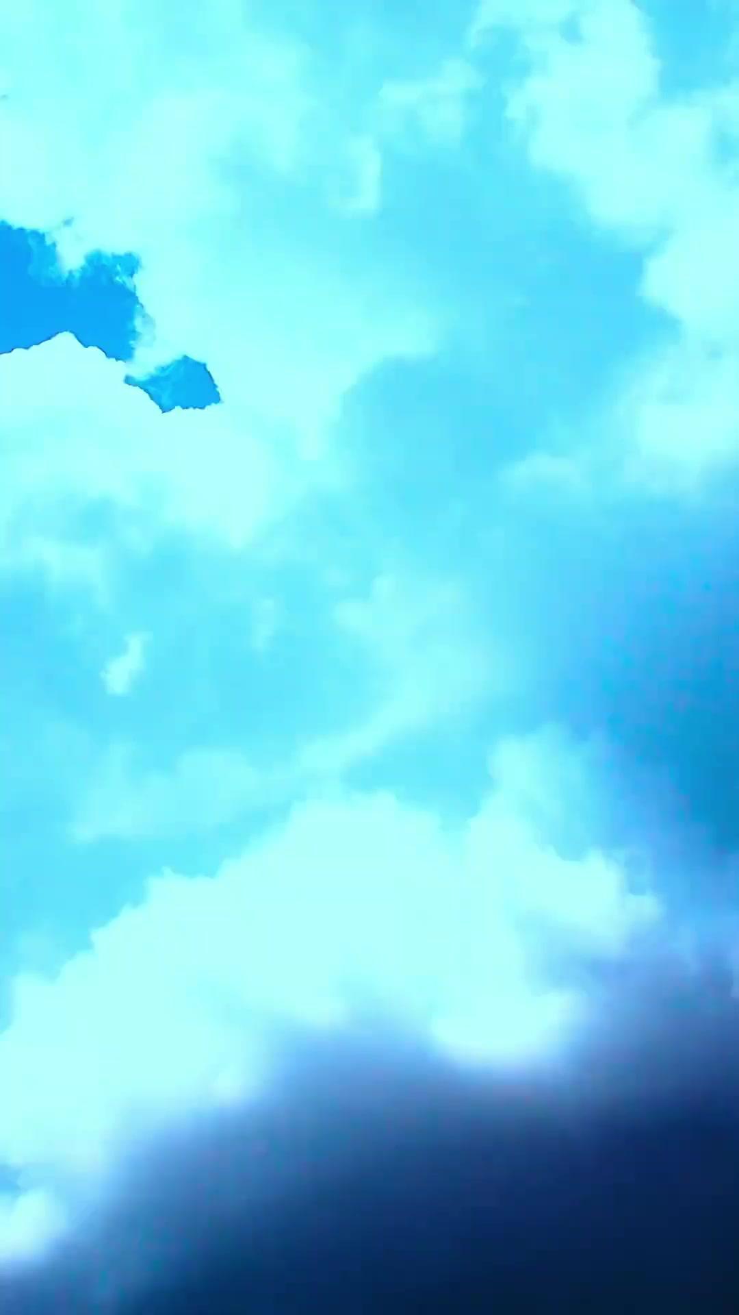 Satu Atap, Dua Kisah Cinta