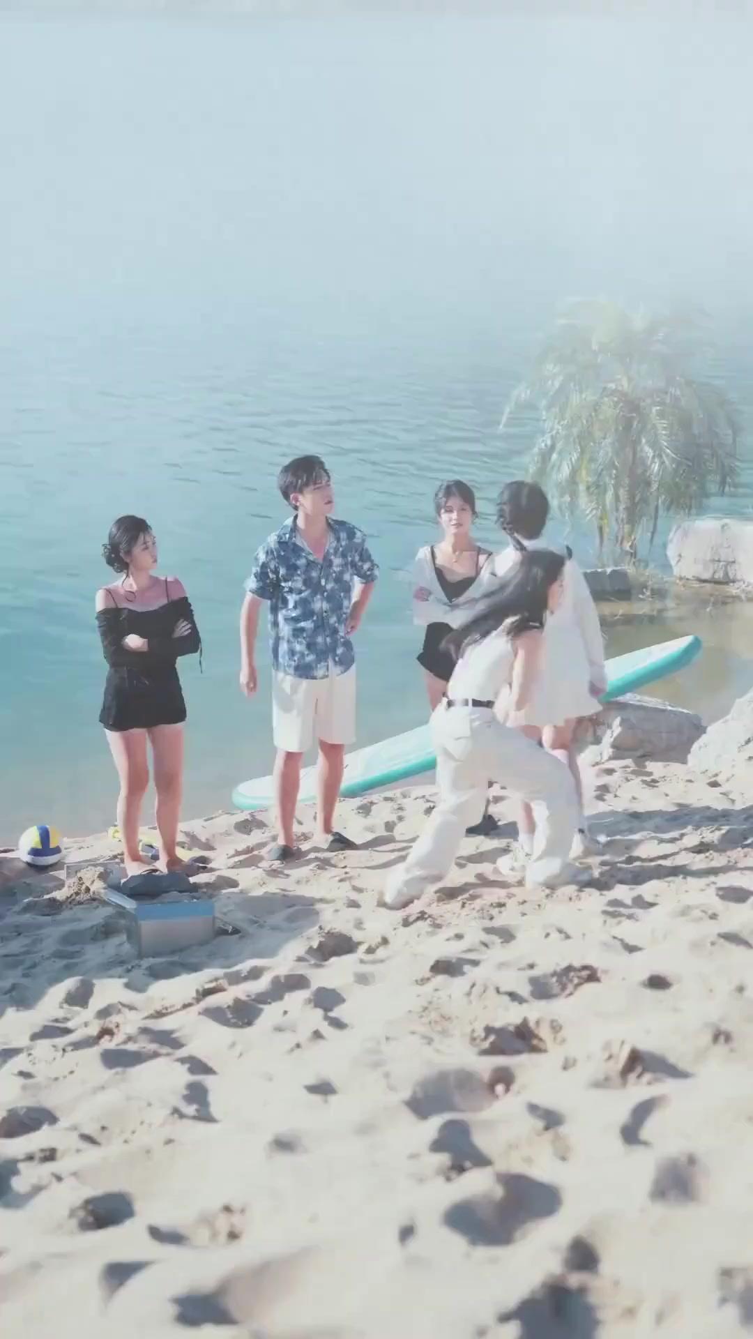 (Dubbed)Shark Bait: Karma's Bite