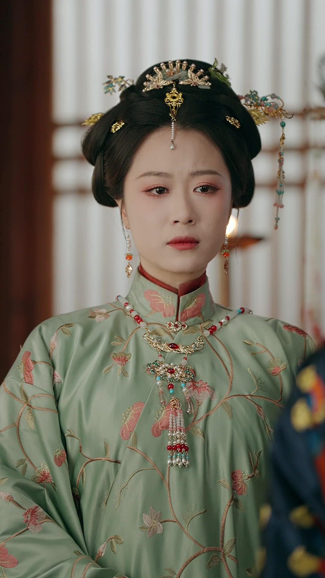 Istri Palsuku Adalah Takdirku