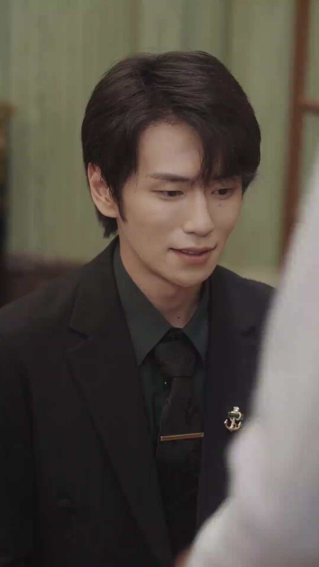 (Dublagem)O Arrependimento no Espelho