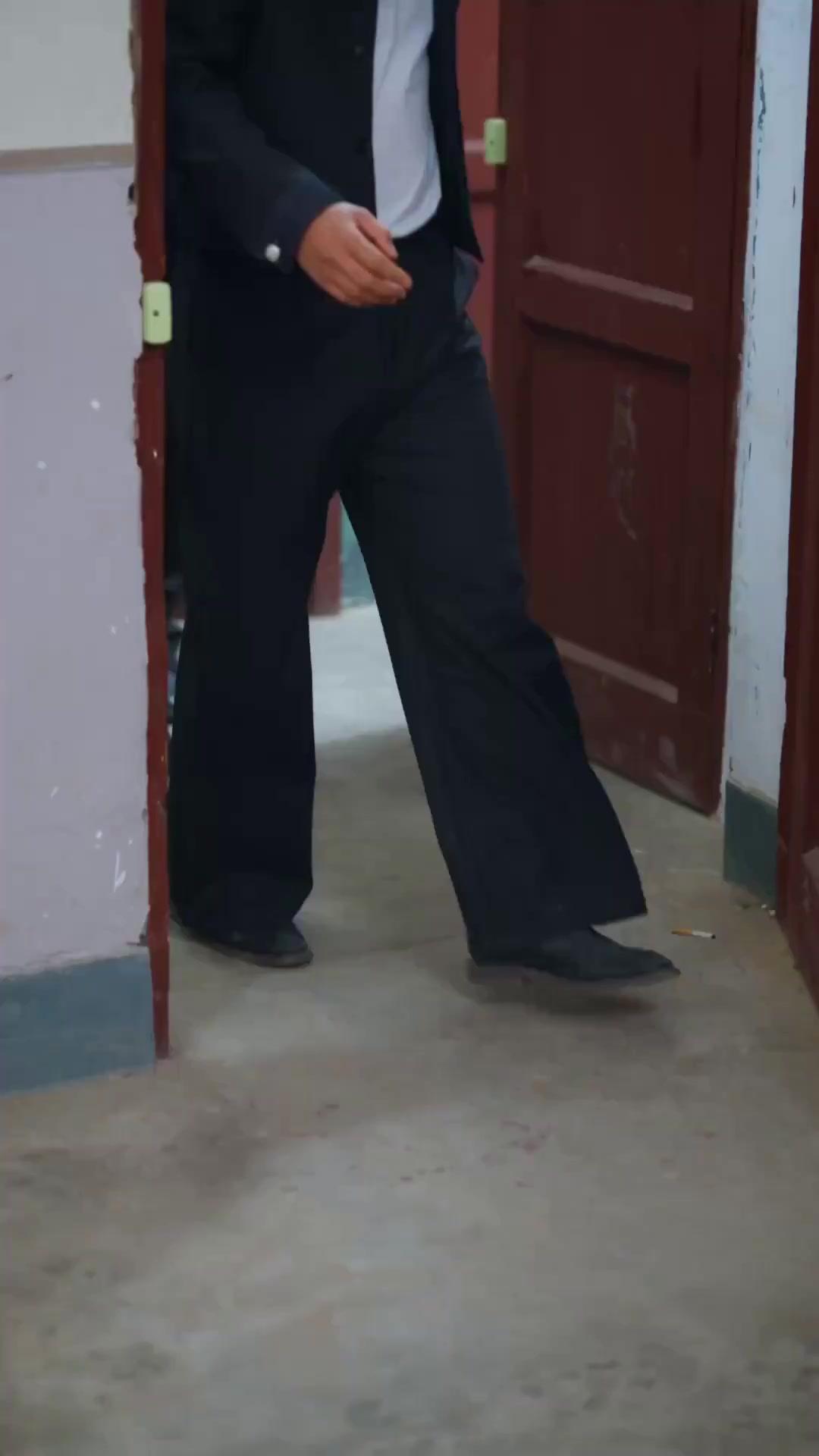 (Doblado) En realidad, soy un superrico heredero