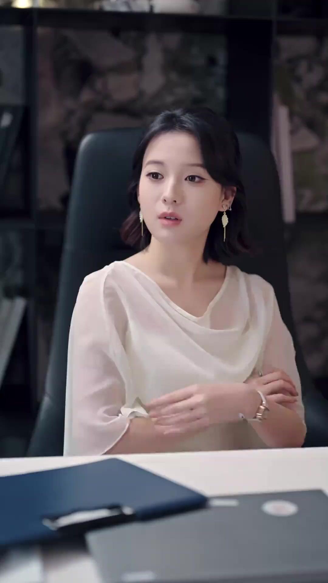 Hired a Billionaire as Baby’s Dad 