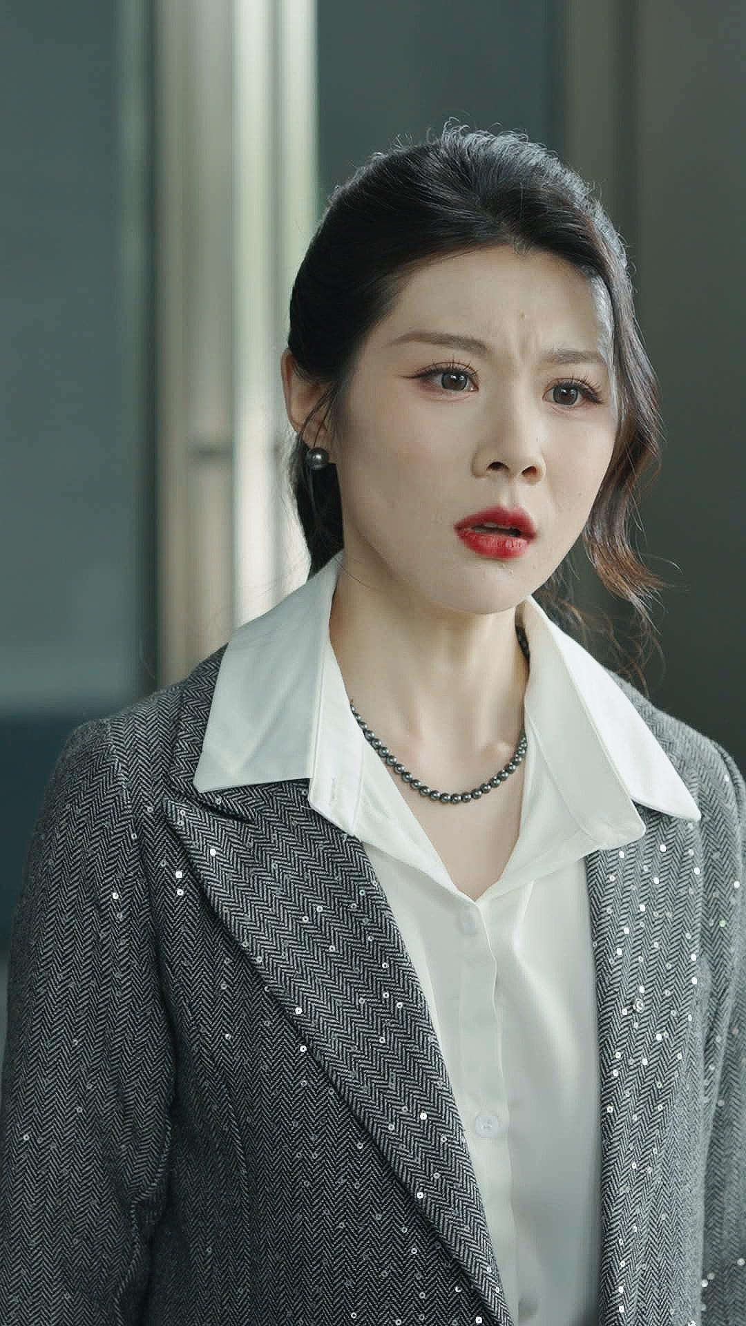 Cinta Retak Tak Sempurna