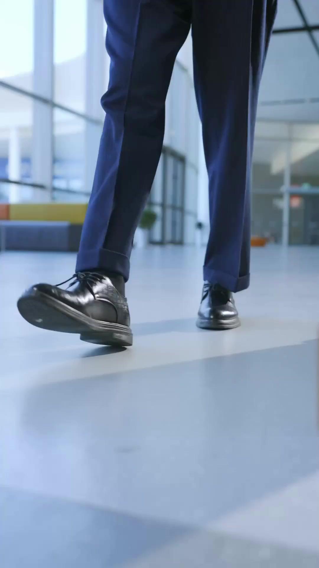 錯把星辰許她人