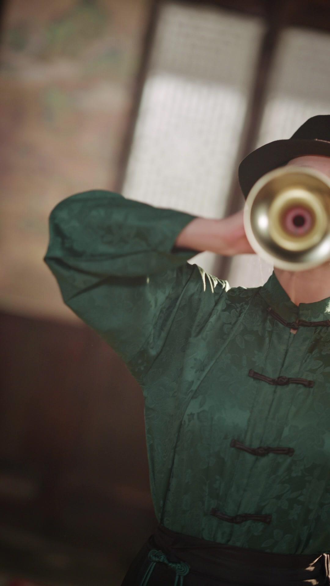 สุ้มเสียงในรอยแผล