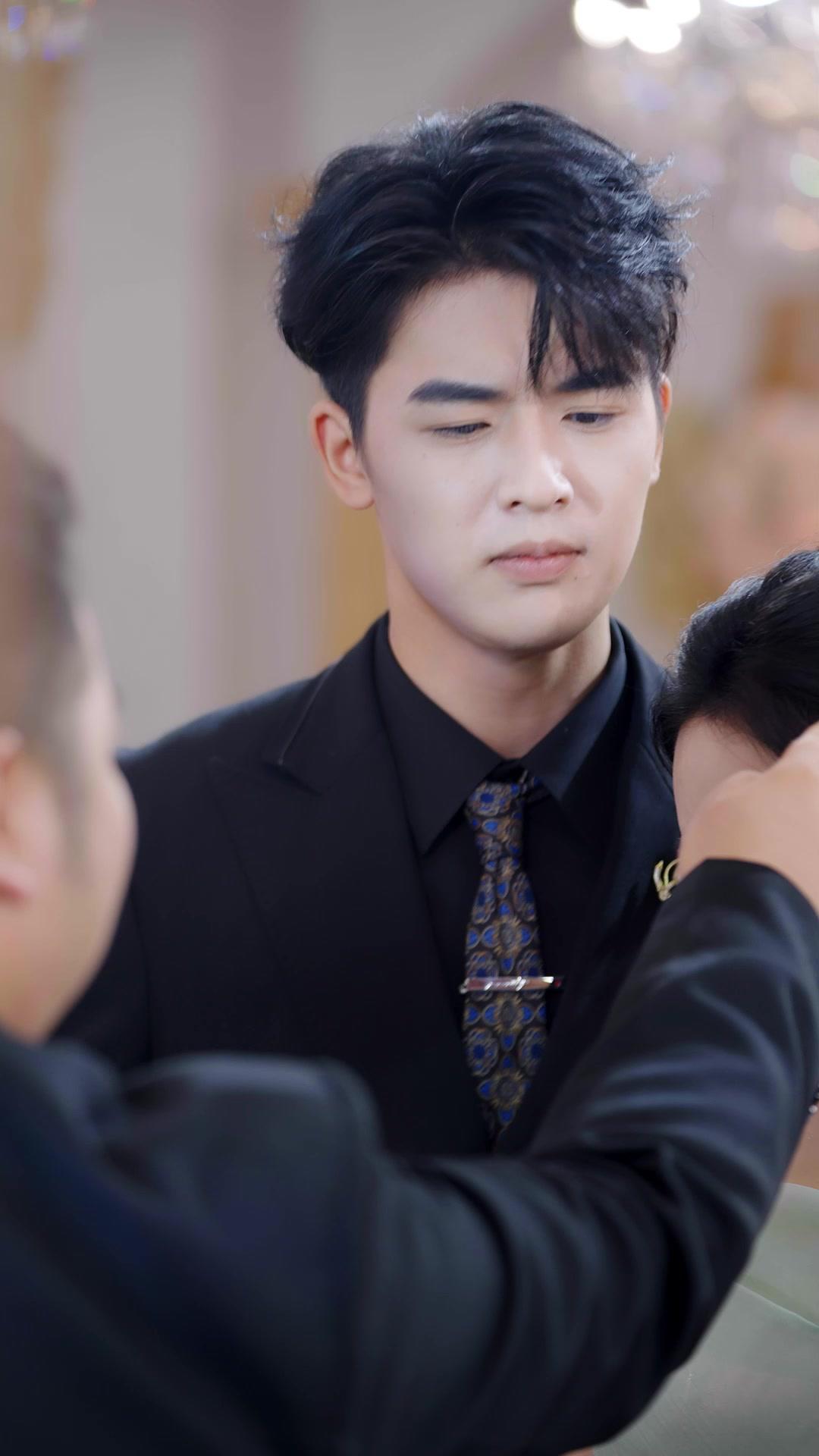 Suami Sewaanku Konglomerat