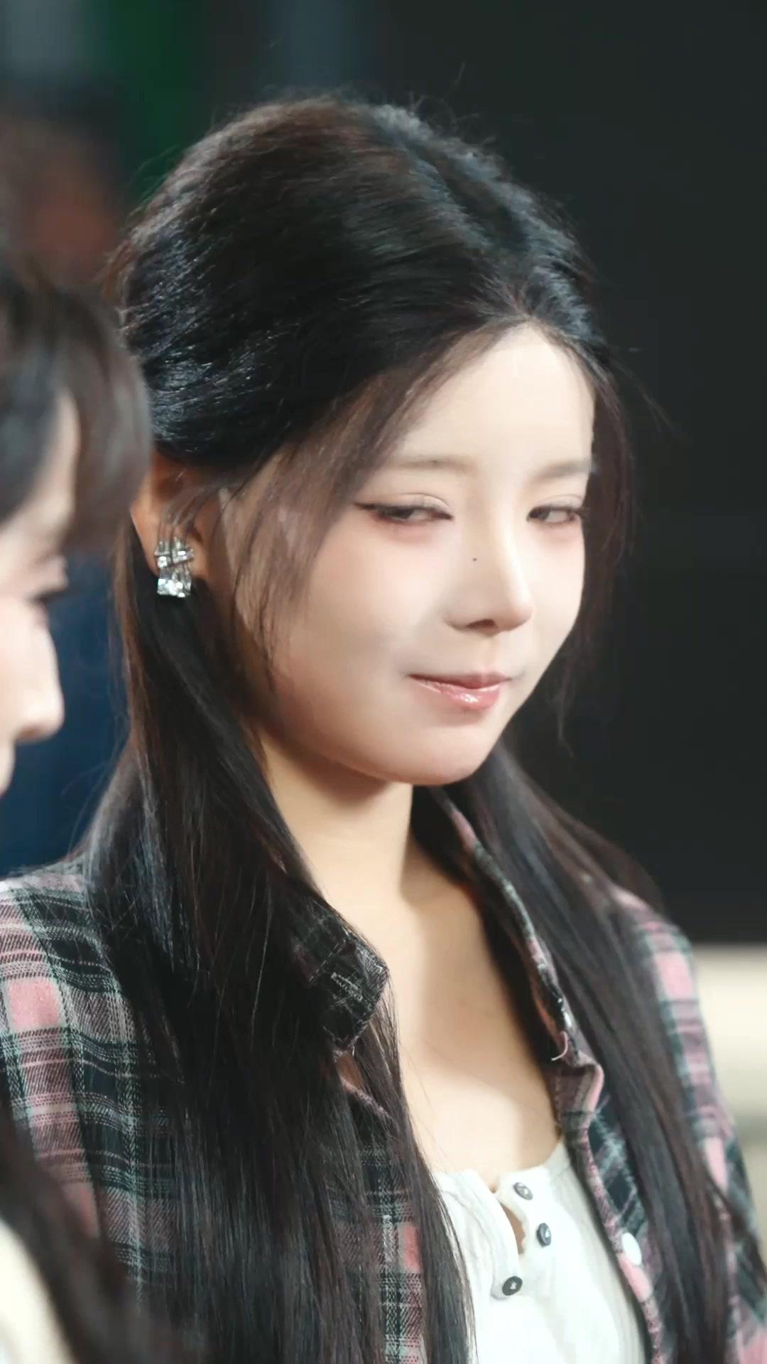 MISSION: ÉPOUSE DE MILLIONNAIRE