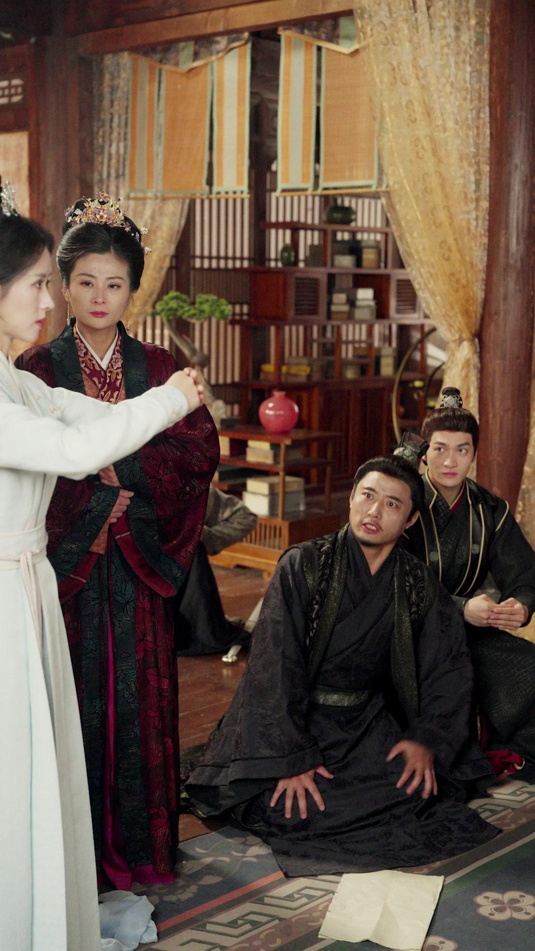 LA DÉTERMINATION DE LUCILLE