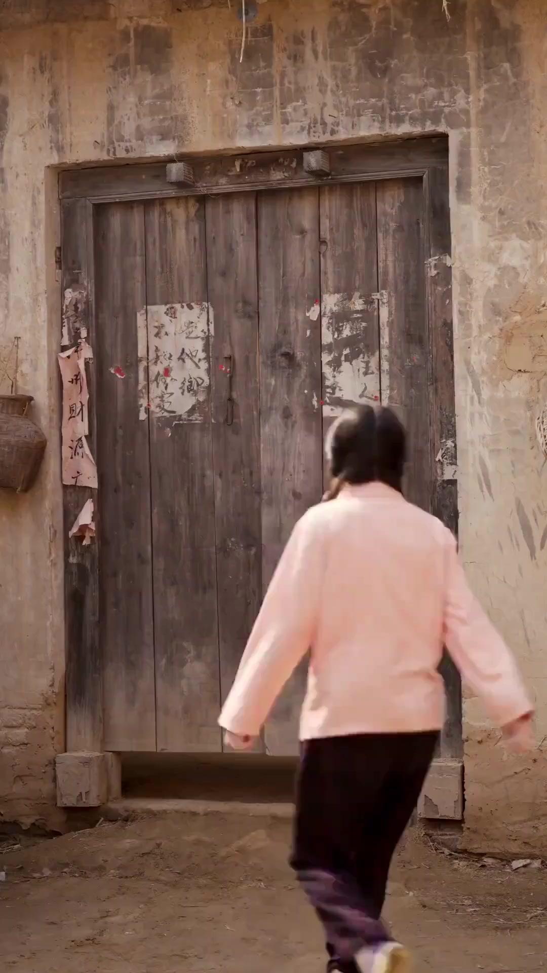 (Dubbed)Scarlett's Lucky Charm