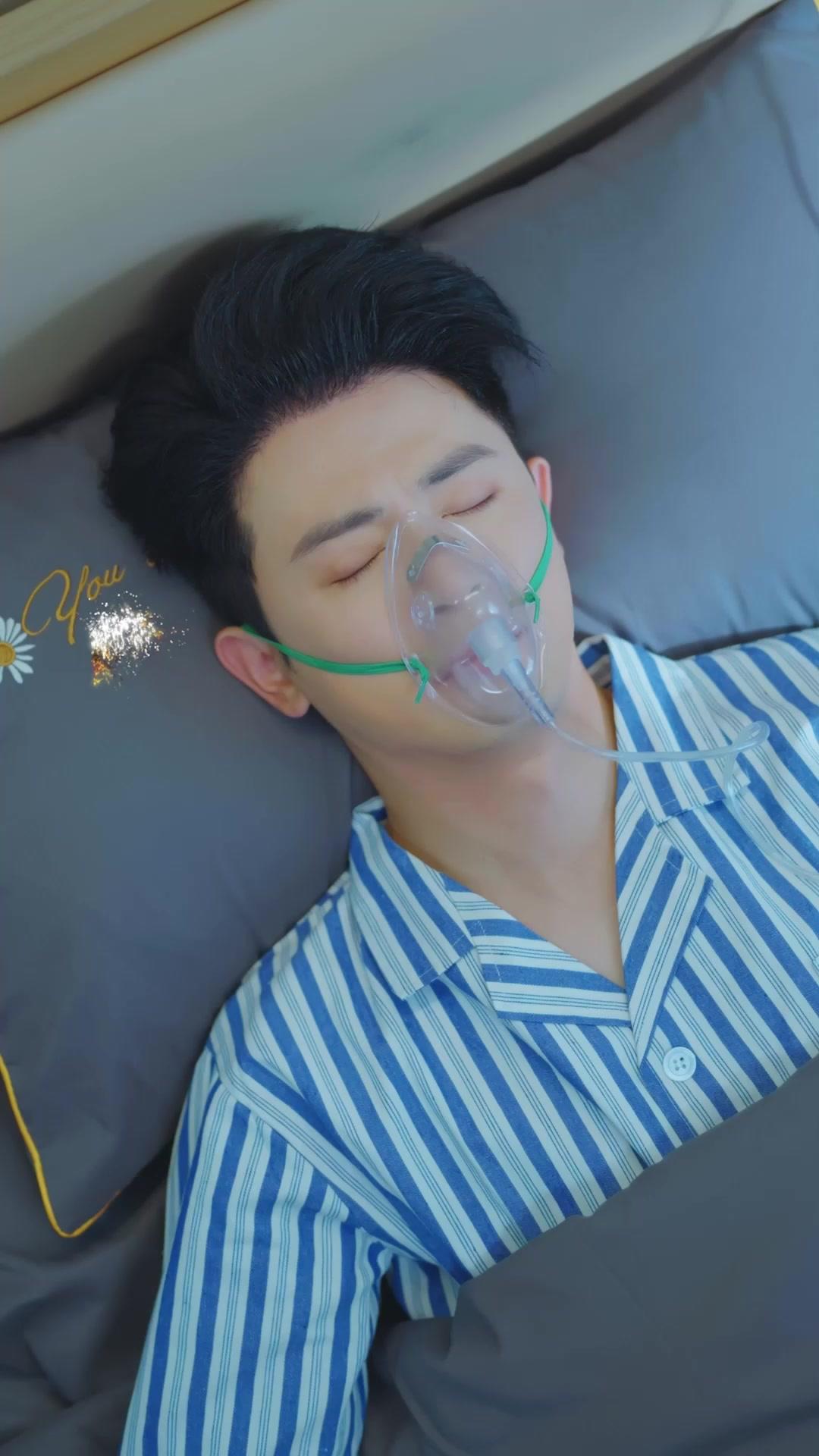 Dad’s Back! Kneel, Fakers!