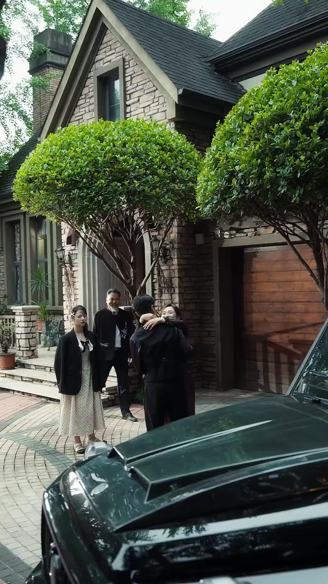 Cinta yang Tak Diizinkan