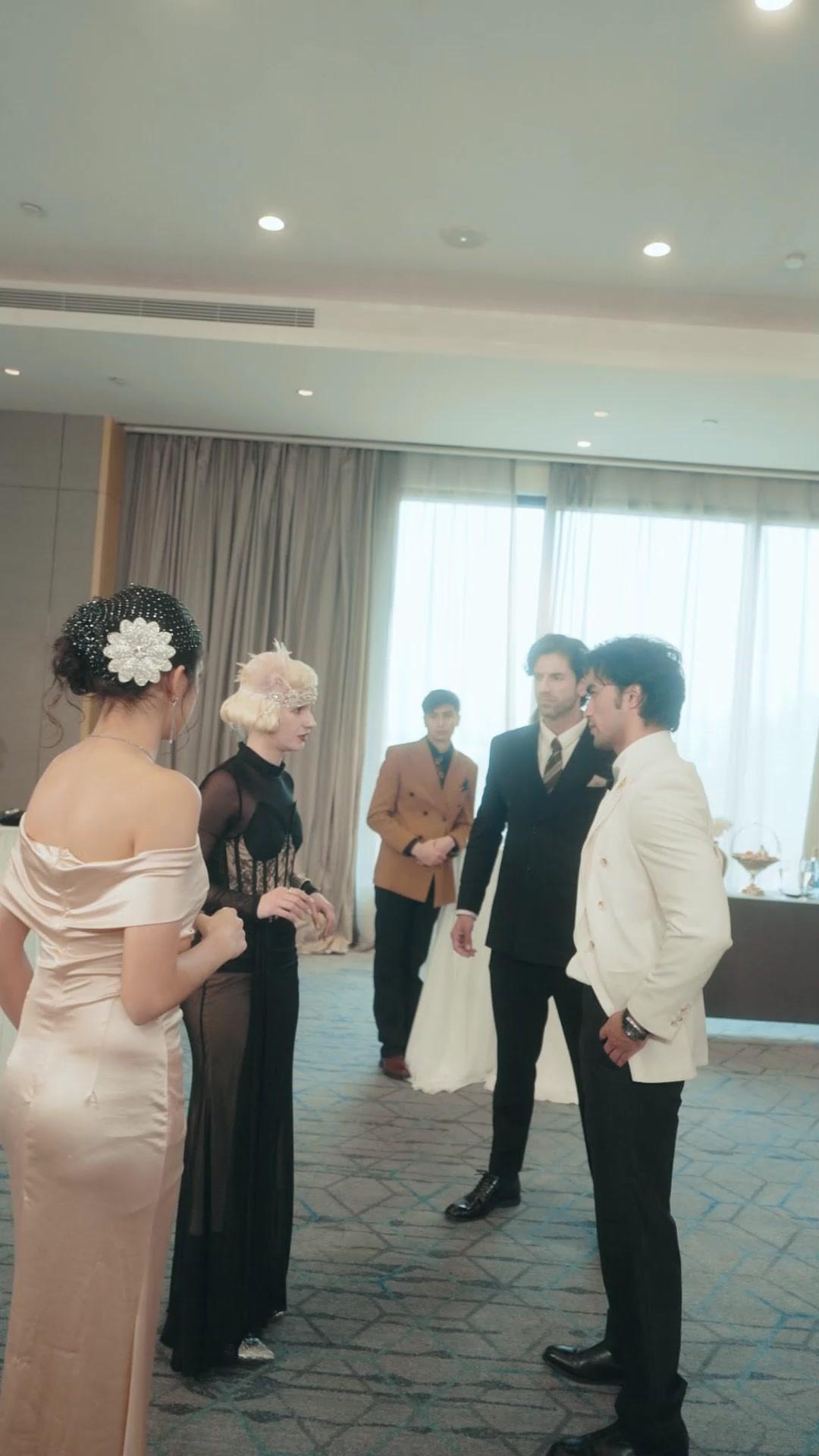 A Mistake at Sea: The Evil Bride Crossed the Billionaire Madam