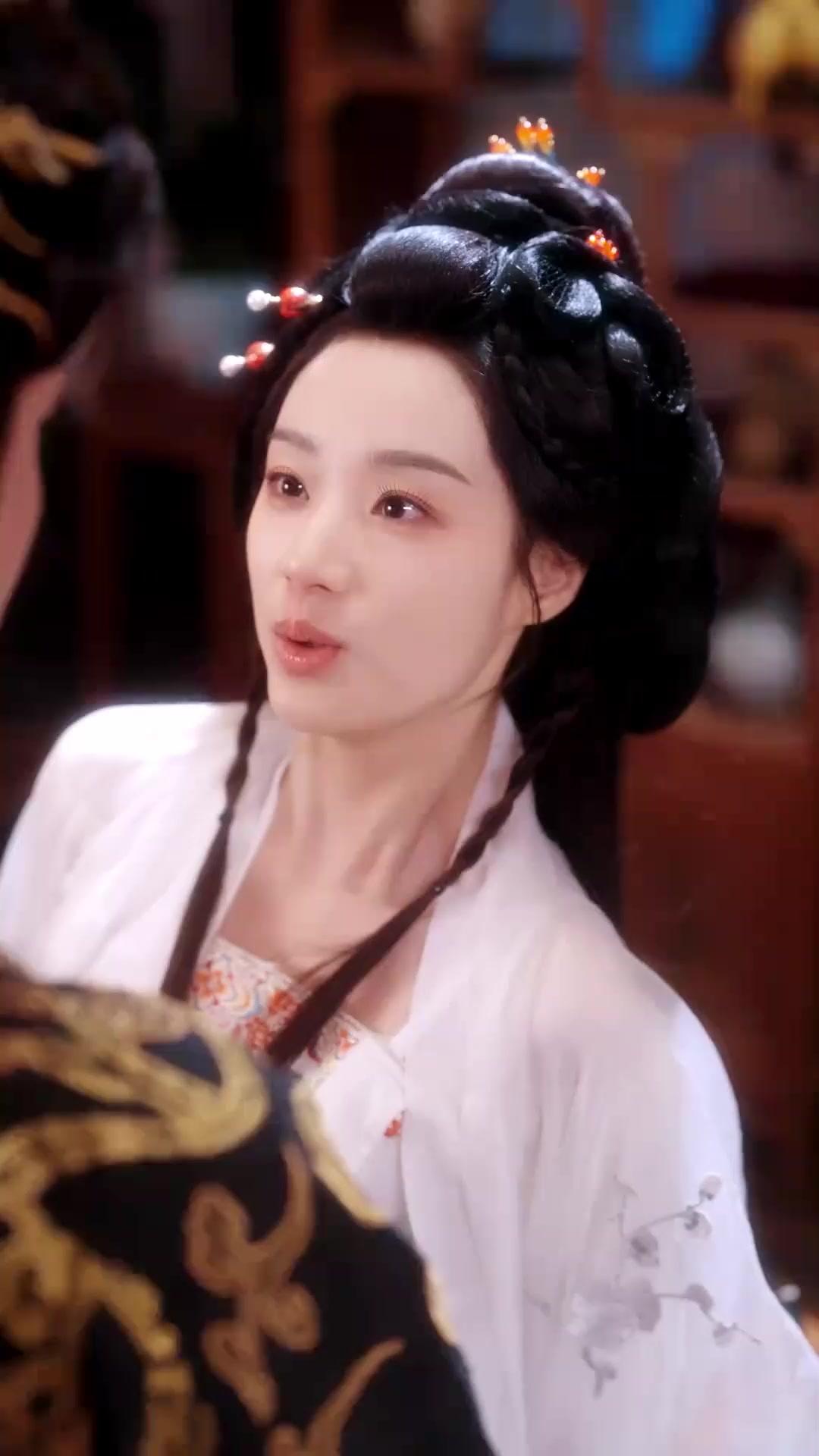 (Dublagem) Do Ódio ao Amor: A Falsa Princesa do Tirano