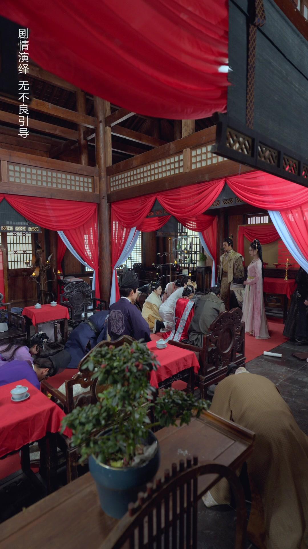 De abandonada a reina