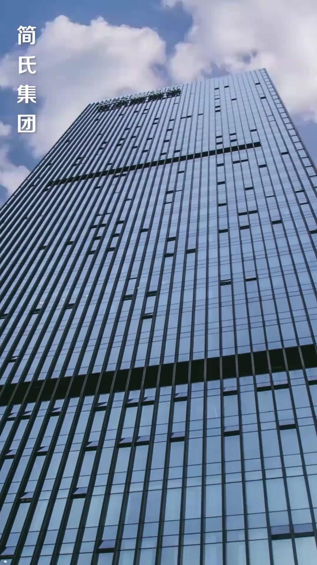 حب تحت الرماد