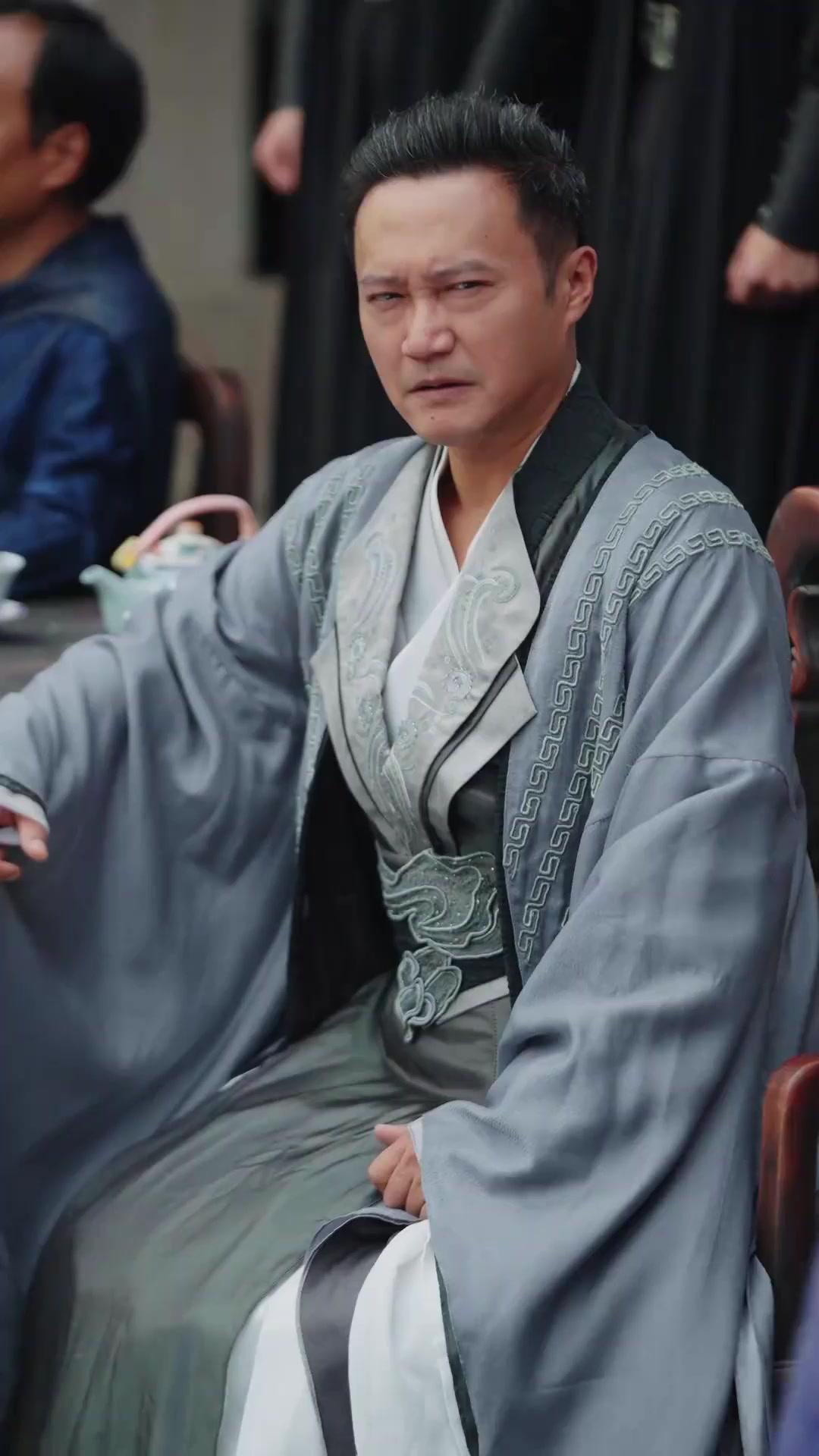 Ibu, Hunus Pedangmu!