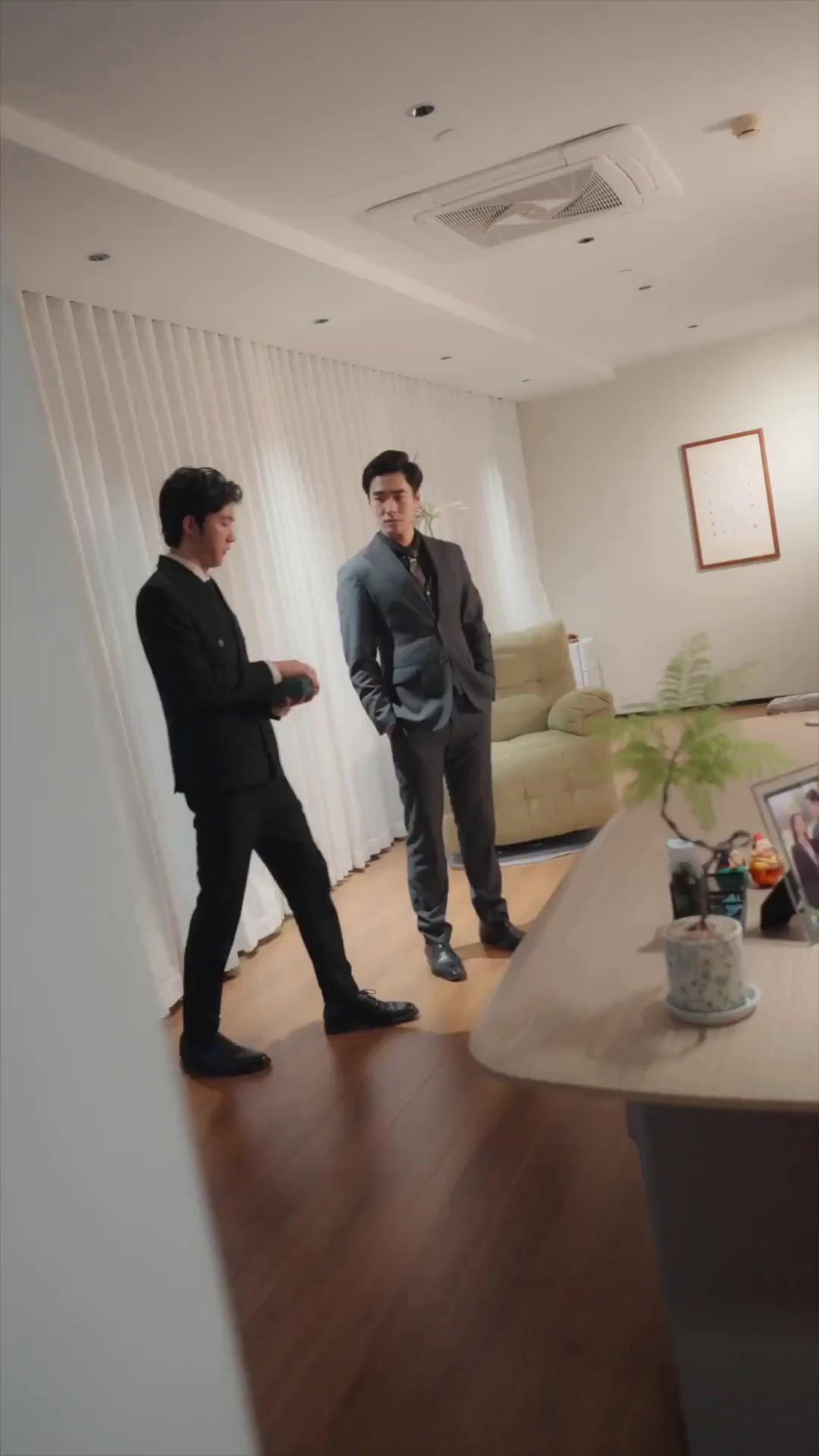 (Dublagem) Sr. Guimarães, Eu Não Te Quero Mais