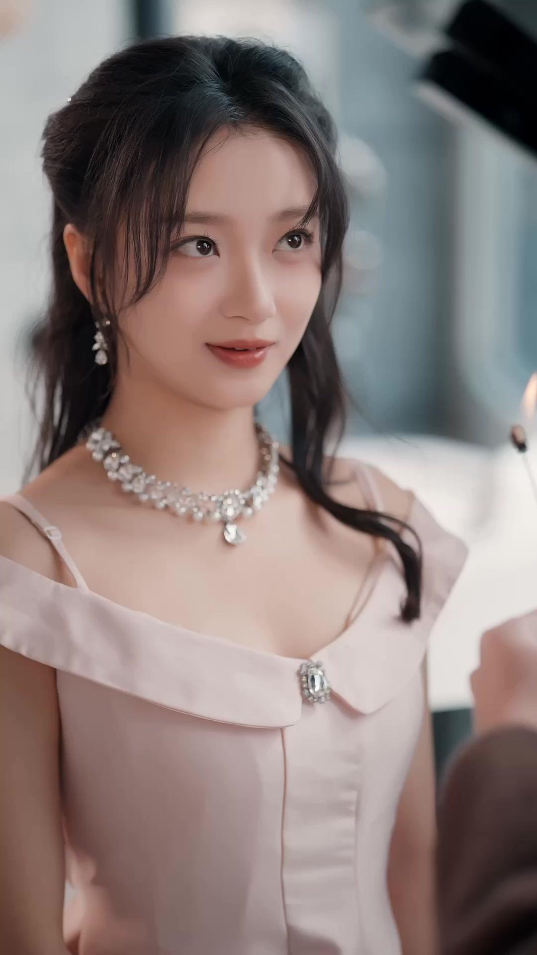 江少別鬧，慕老師很會打