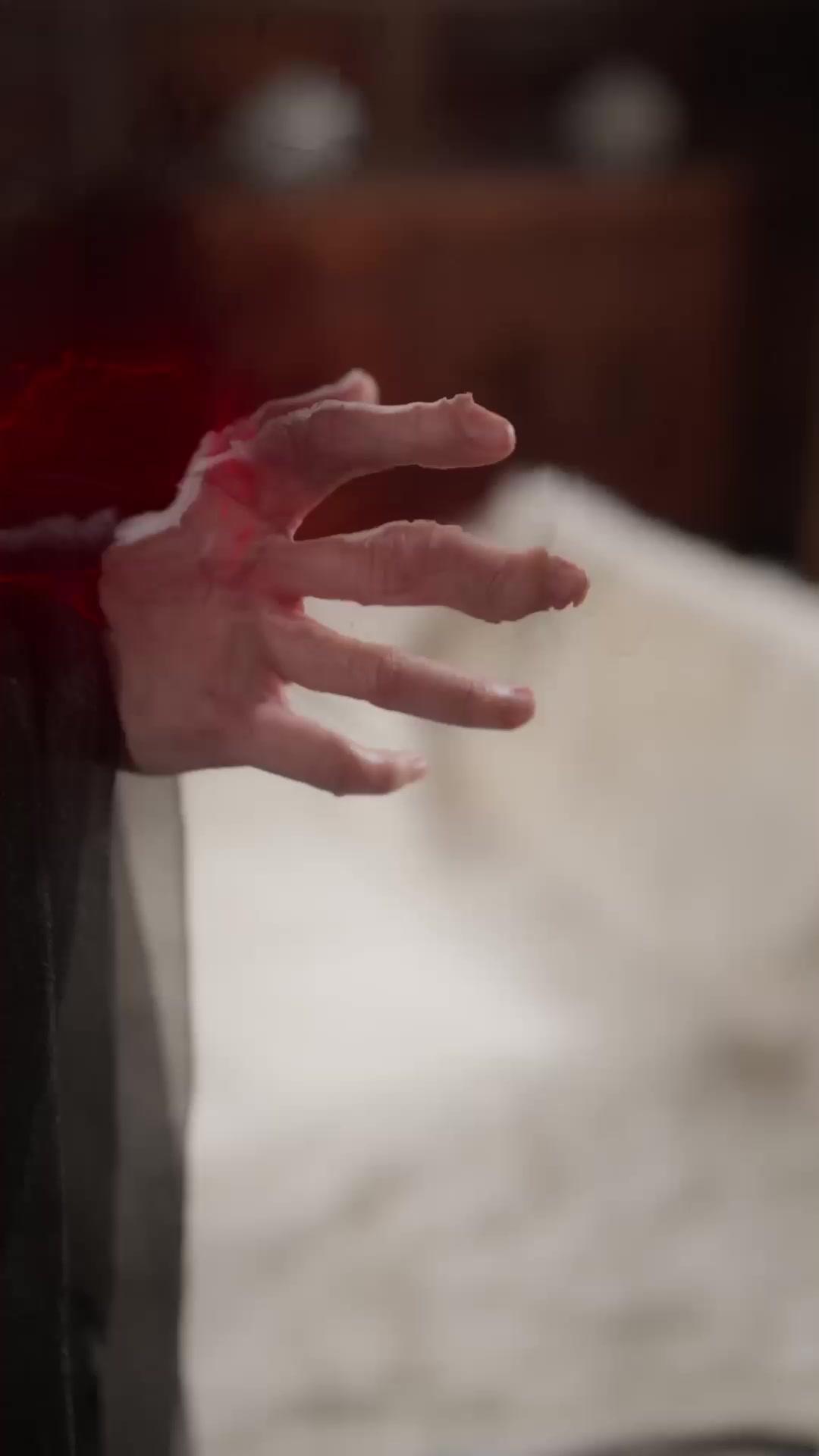 Rinata per Salvare il Mostro