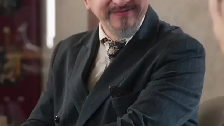 Lobby Theater: Where Deliveries Get Dramatic