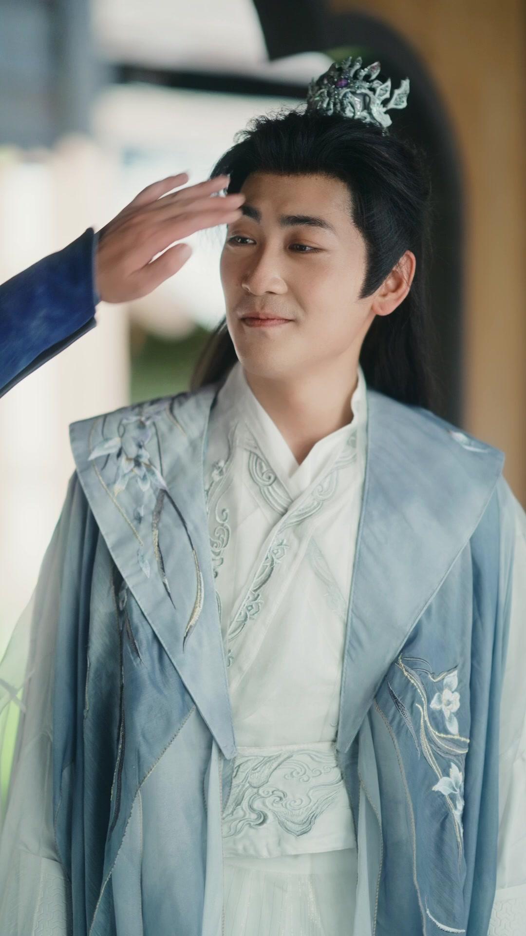 Si Bodoh Itu Punya Kekuatan Dewa