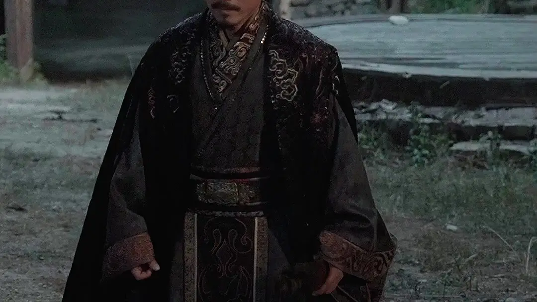 Legend of Dawnbreaker: The Sword That Never Trembles