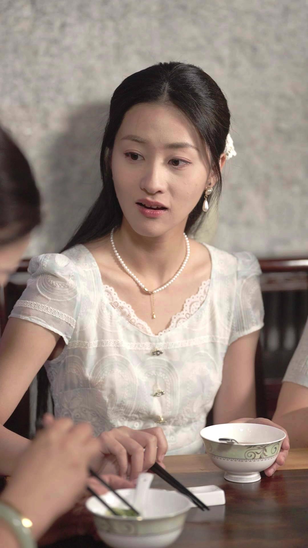 ¿La sustituya de quién?