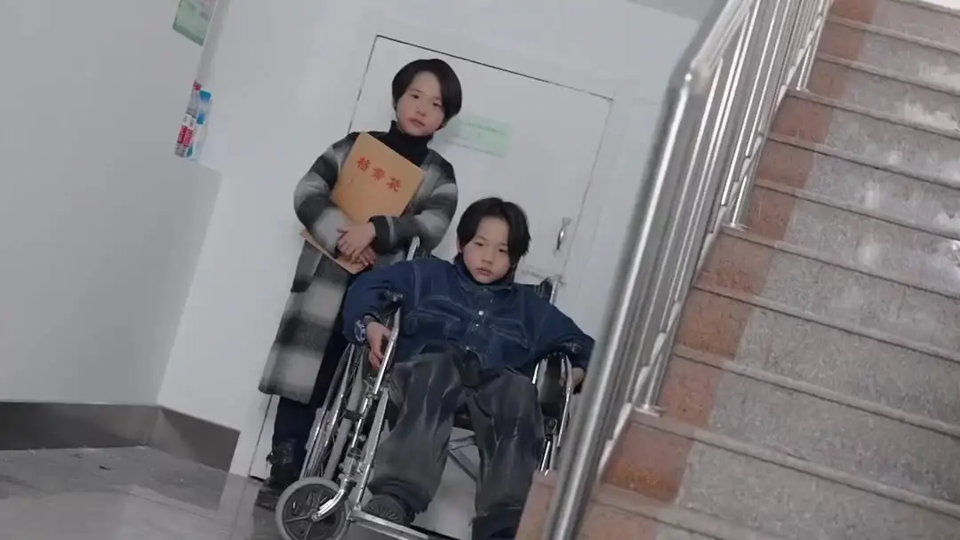 Wheelchair as a Stage, Not a Cage