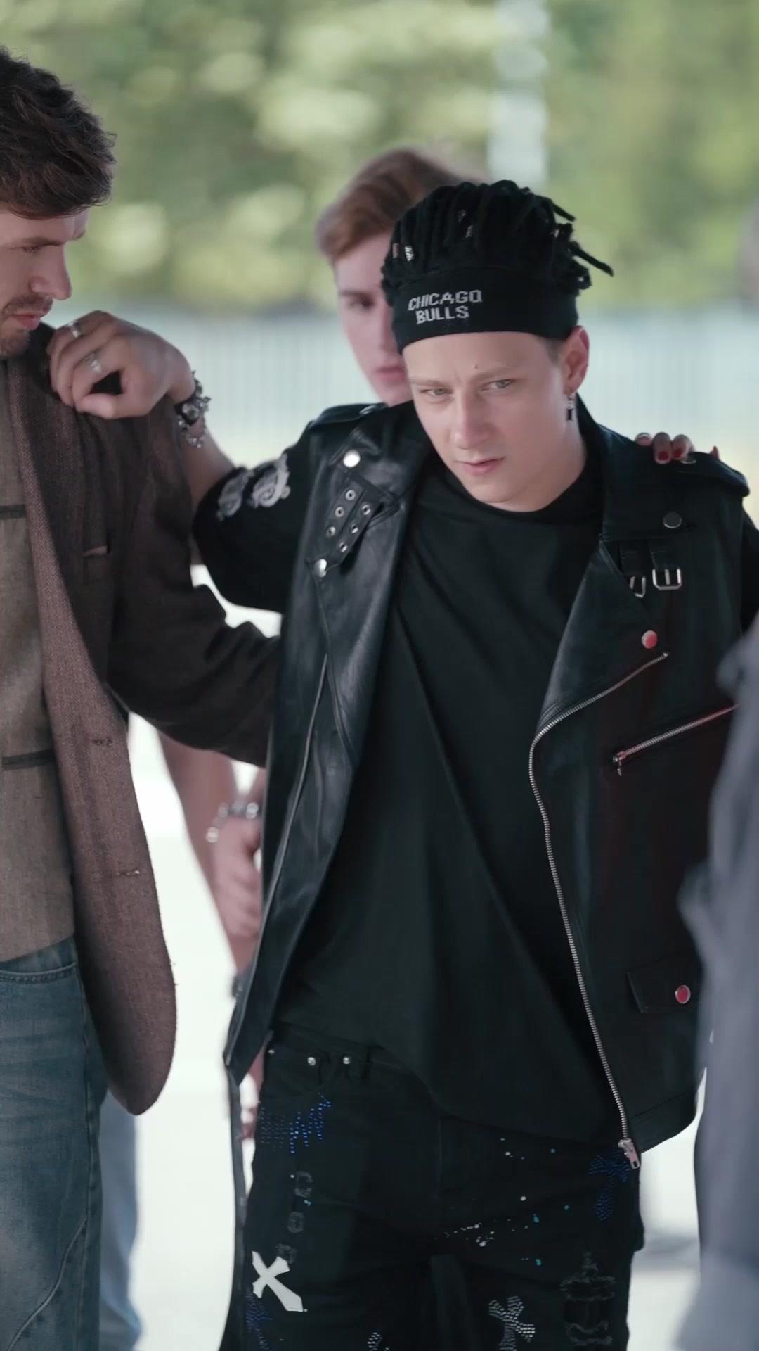 Quá Nhanh, Quá Nguy Hiểm