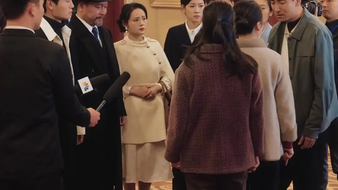 Veil of Deception: Where Every Glance Is a Confession