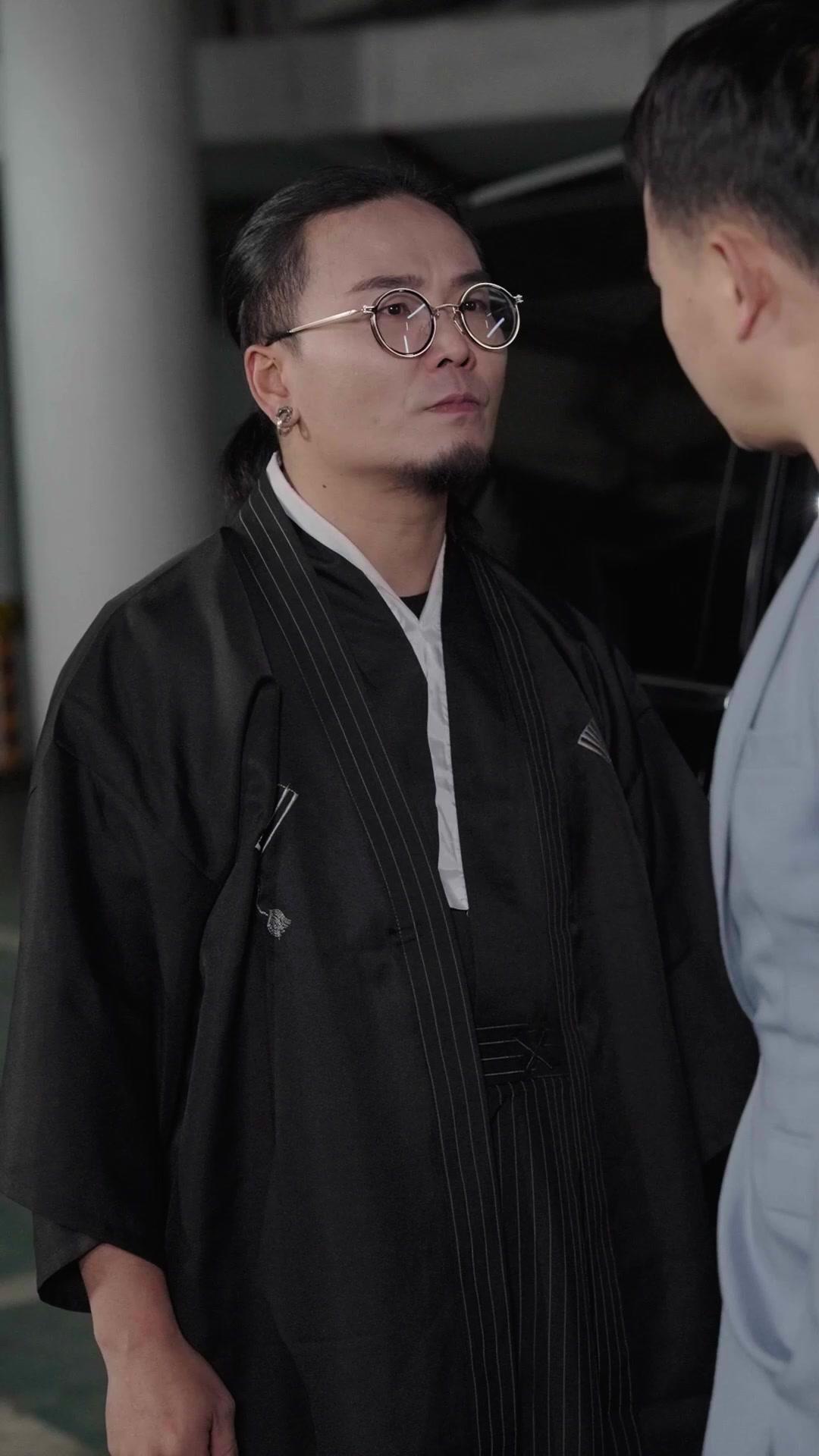 The Imposter Boxing King