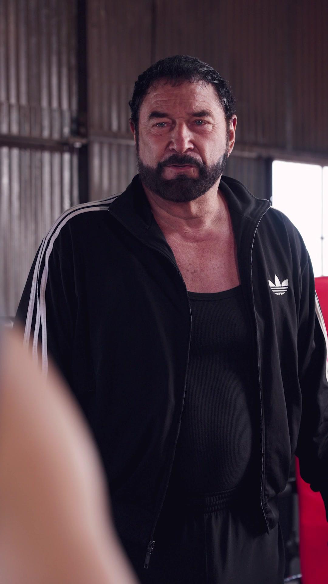 Rey bastardo de la jaula