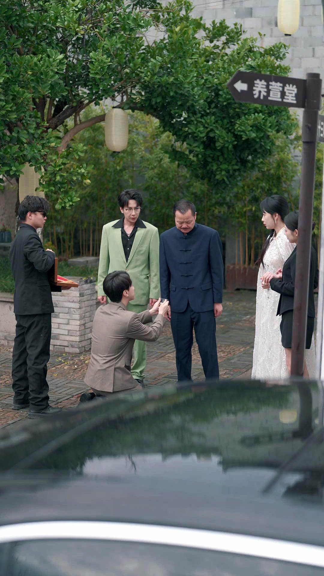 Immortal Reborn As City’s King!