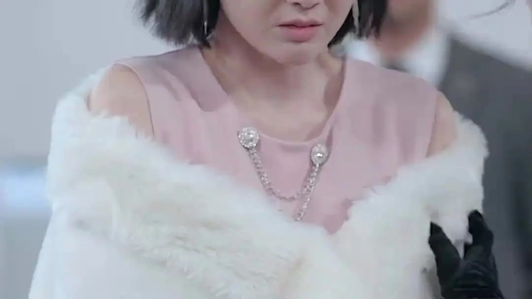 After the Divorce, I Ended My Ex-Husband: The Silent War in Satin and Velvet