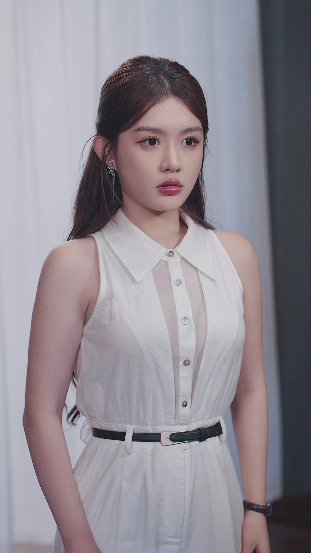 Tiga Hati, Dua Ikatan