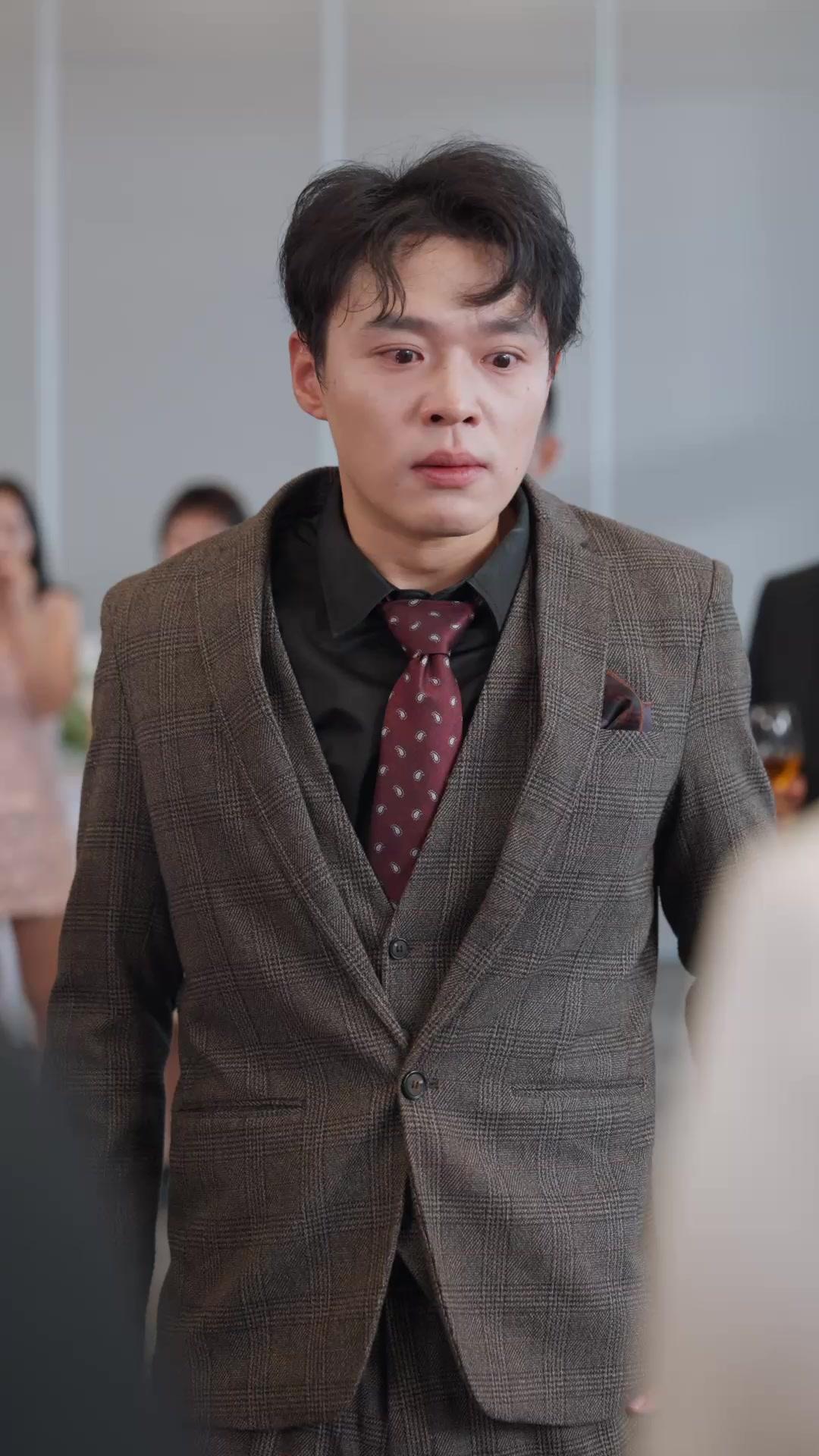 Nama Saya, Bos Akhir