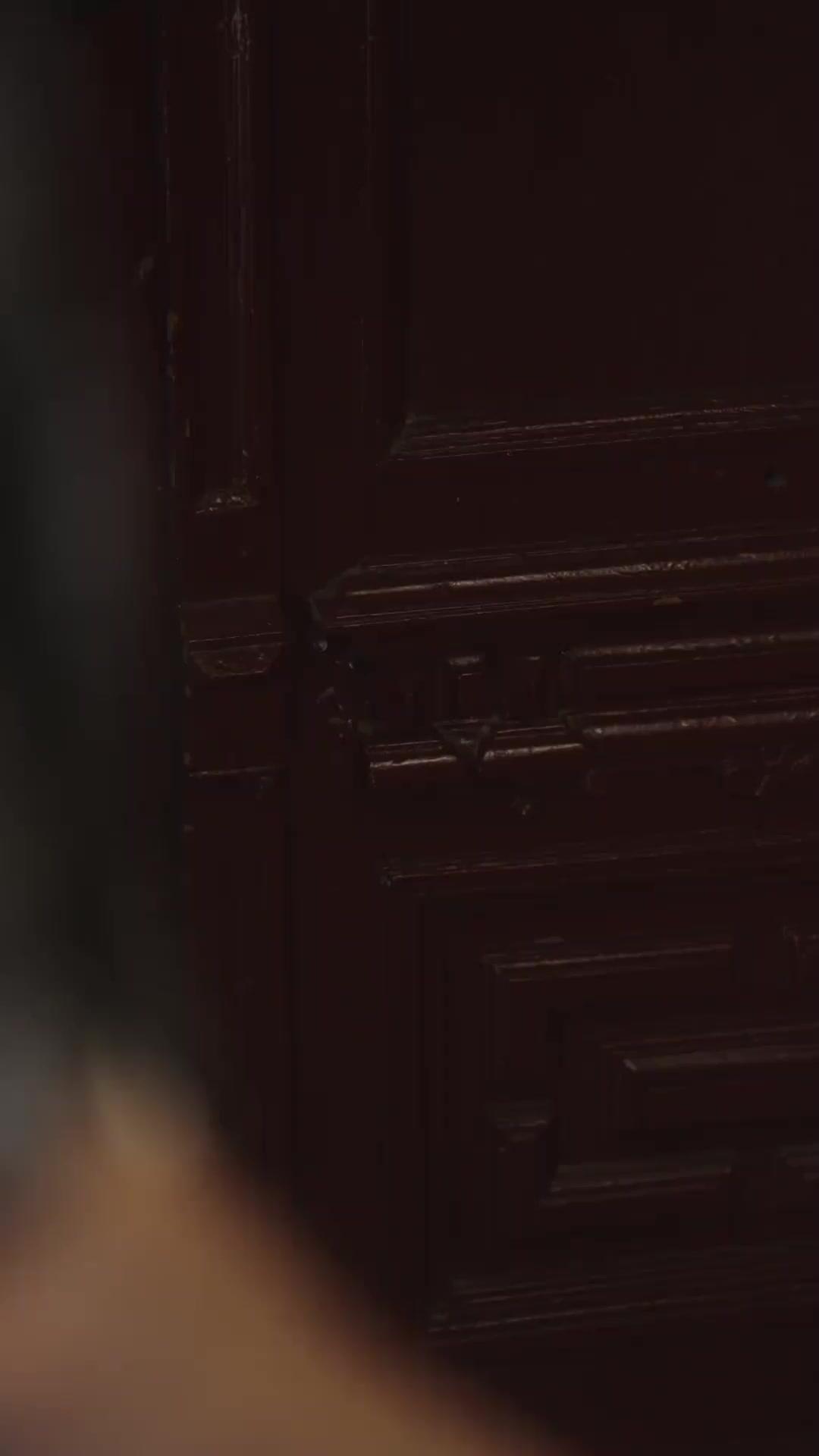 Vertrags-Ehe: CEO Sauls Liebesstrategie