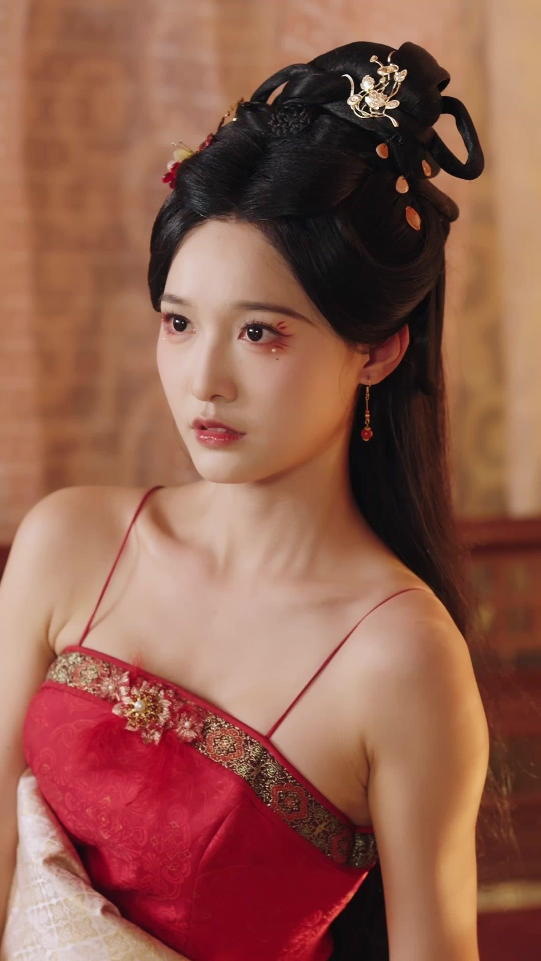 Las hermanas renacen en la guerra del palacio