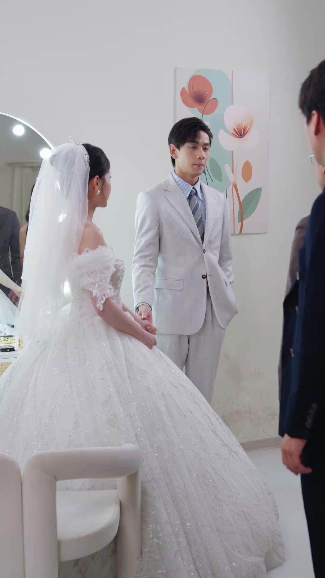 Setelah Tersadar, Ku Nikahi Pria Koma