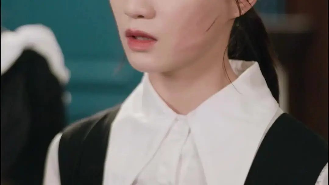 Behind the Scenes Drama Steals the Show