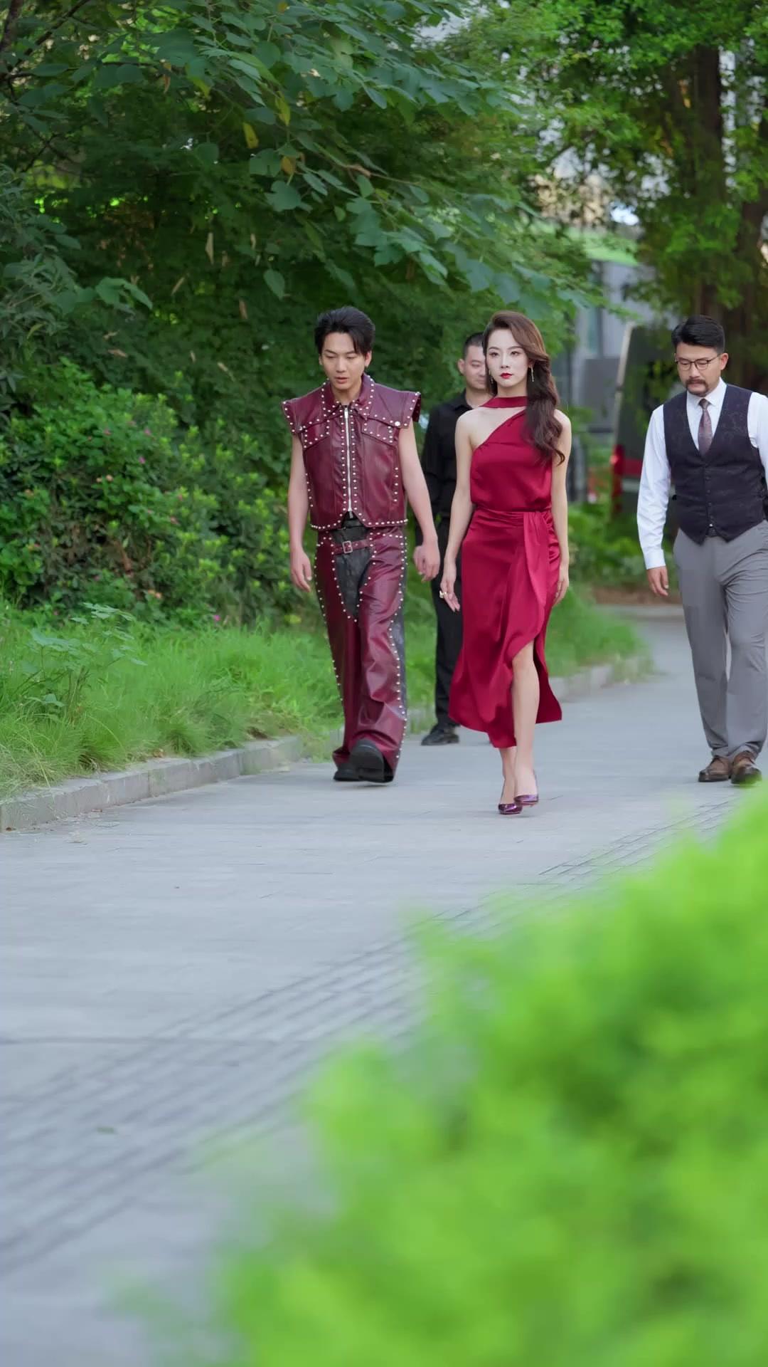 DIEU DU BILLARD : RETOUR DU MASQUE