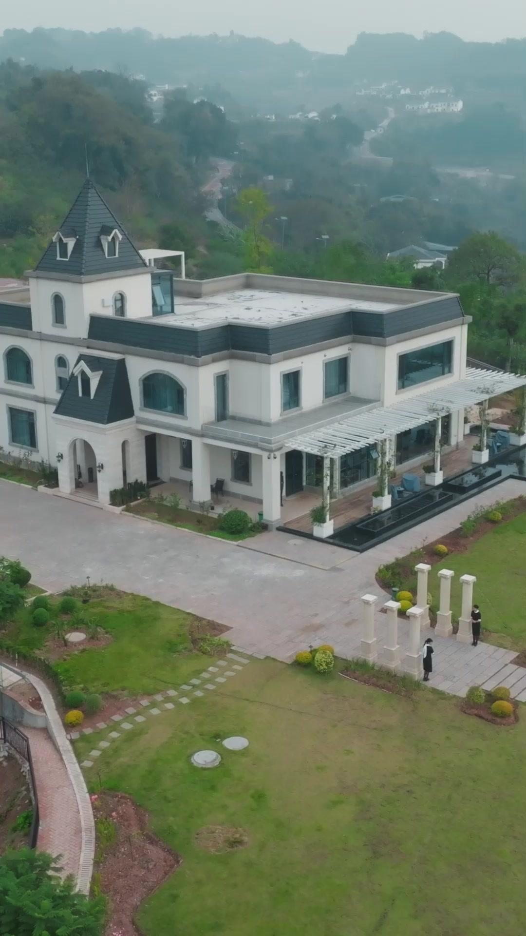 本觀主五歲，專治不服