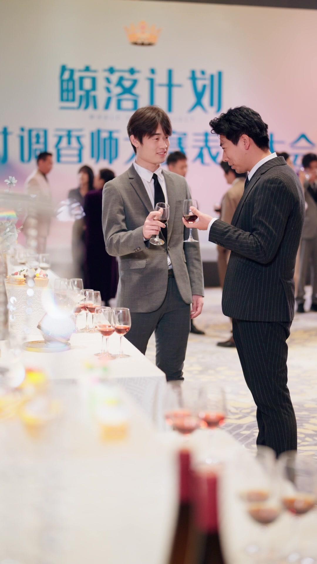 Cross Me? My Dad's a Tycoon!