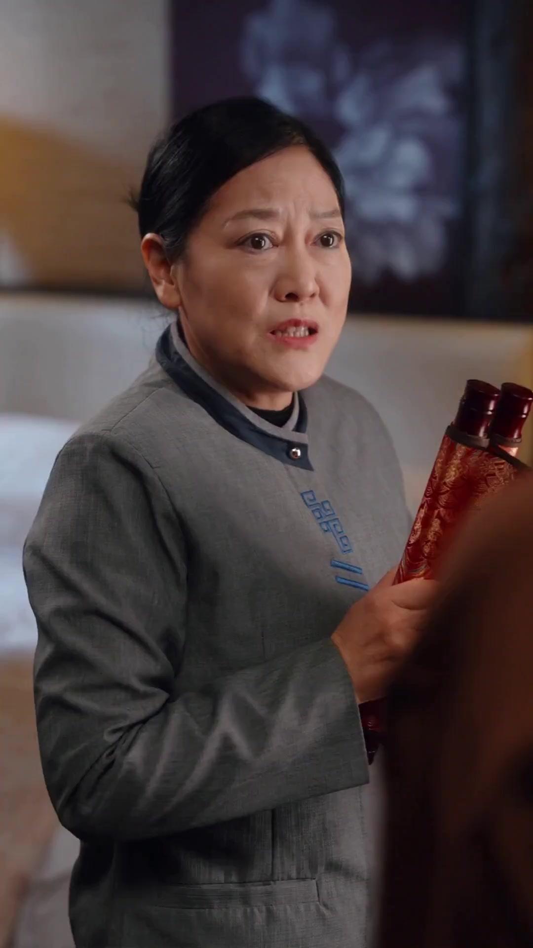 (Dublagem) Amor em Duas Vidas, Destino em Vão