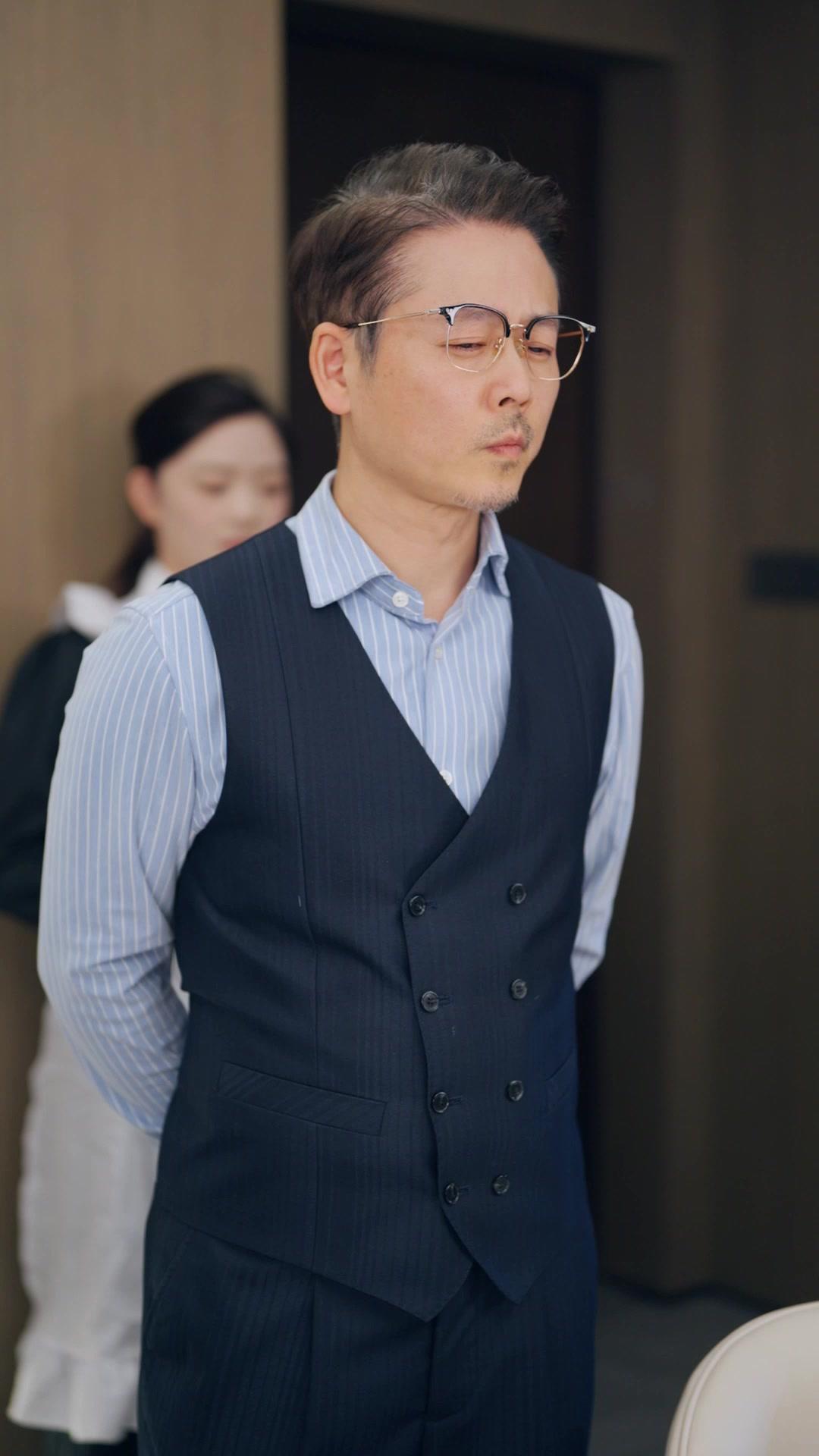 Sorry, Family! I'll Win Without You!