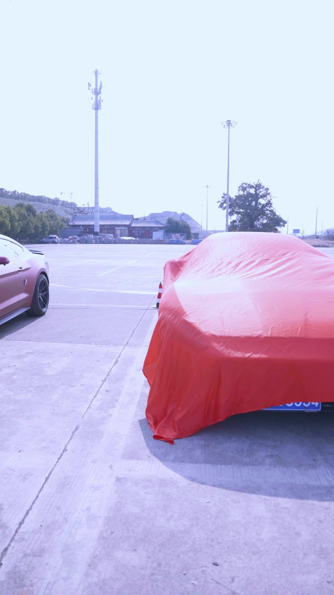 LE DIEU DE LA ROUTE EN TAXI